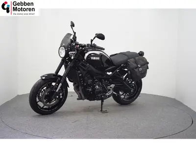 YAMAHA XSR 900 ABS – foto 4
