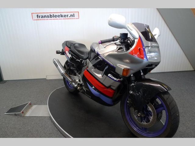 honda - cbr-600-f
