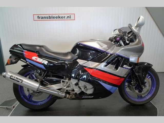 honda - cbr-600-f