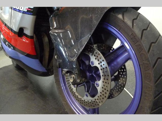 honda - cbr-600-f