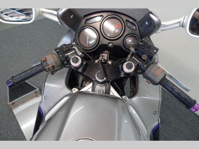 honda - cbr-600-f