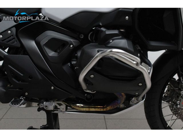 bmw - r-1300-gs-adventure