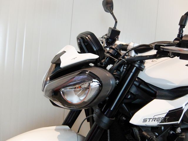 triumph - street-triple-r