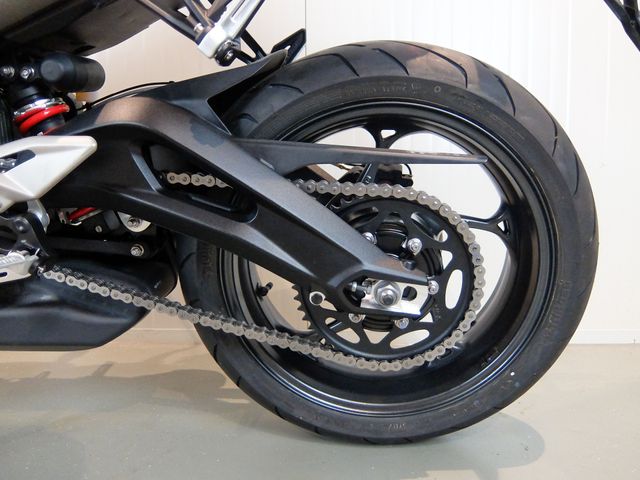 triumph - street-triple-r
