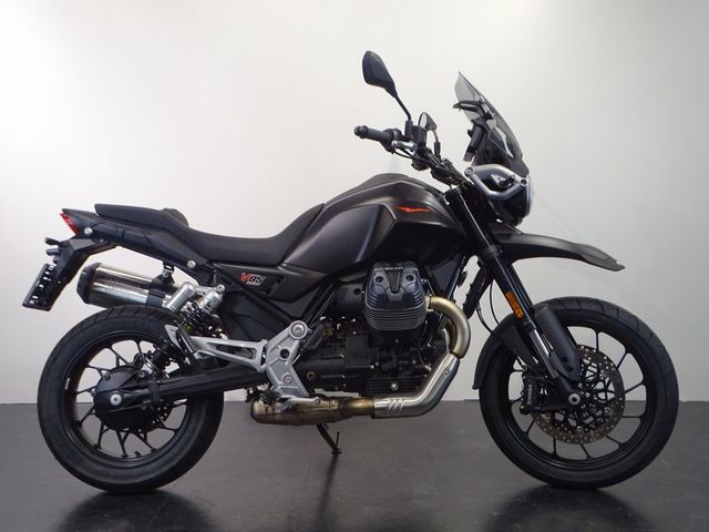 moto-guzzi - v-85-strada