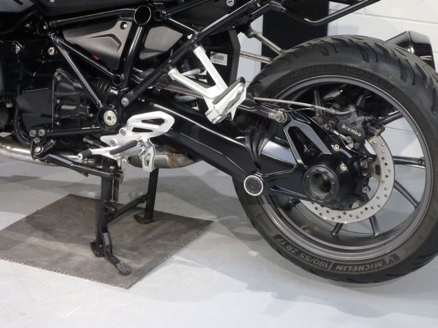 bmw - r-1250-rs