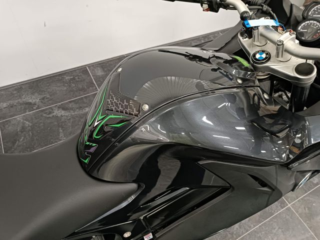 bmw - f-800-gt