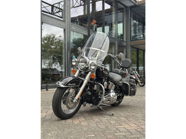 harley-davidson - heritage-softail-classic-flstc