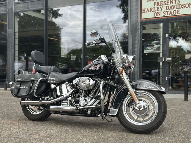 harley-davidson - heritage-softail-classic-flstc