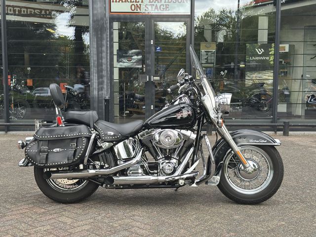 harley-davidson - heritage-softail-classic-flstc
