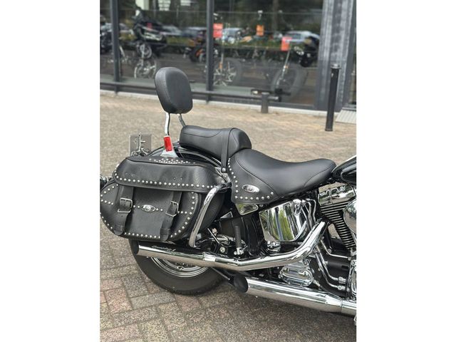 harley-davidson - heritage-softail-classic-flstc