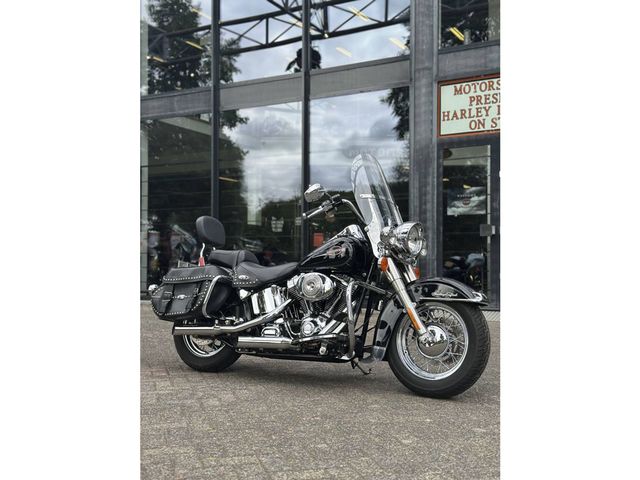 harley-davidson - heritage-softail-classic-flstc