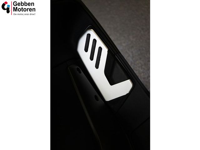 yamaha - tmax-tech-max-560