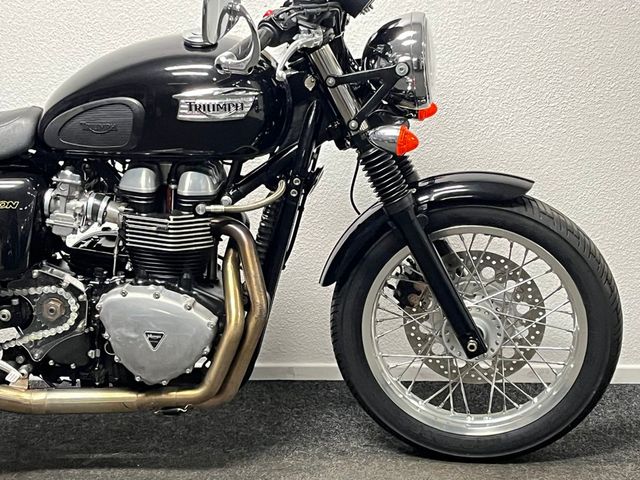 triumph - thruxton-900
