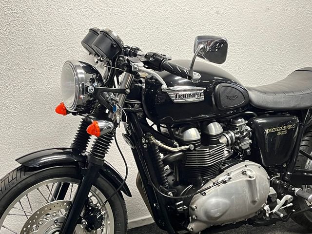 triumph - thruxton-900