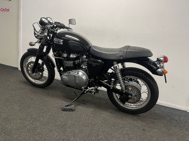triumph - thruxton-900