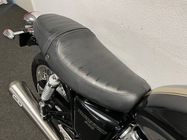 triumph - thruxton-900