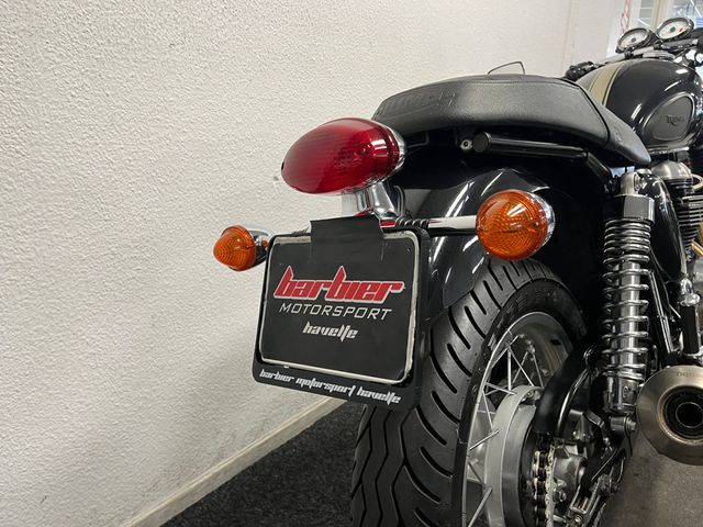 triumph - thruxton-900