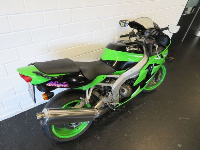kawasaki - zx-6r-ninja