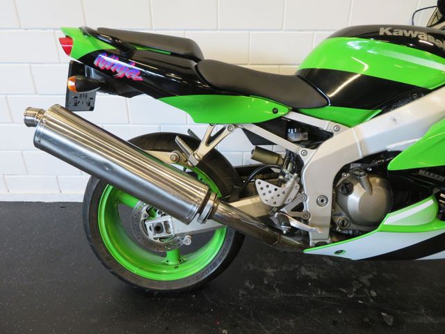 kawasaki - zx-6r-ninja