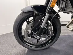 BMW F 900 XR Triple Black, Full option, Verlaagde vering , BTW 2026 occasion – foto 12 van 19