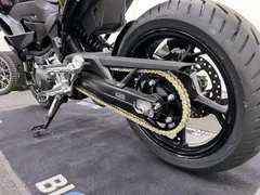 BMW F 900 XR Triple Black, Full option, Verlaagde vering , BTW 2026 occasion – foto 17 van 19