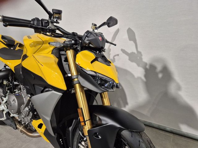 ducati - streetfighter-v2-s