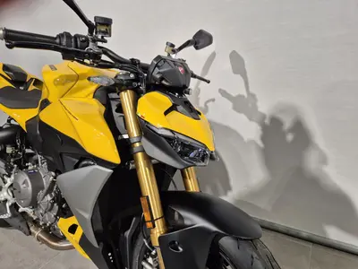 DUCATI STREETFIGHTER V2 S – foto 2