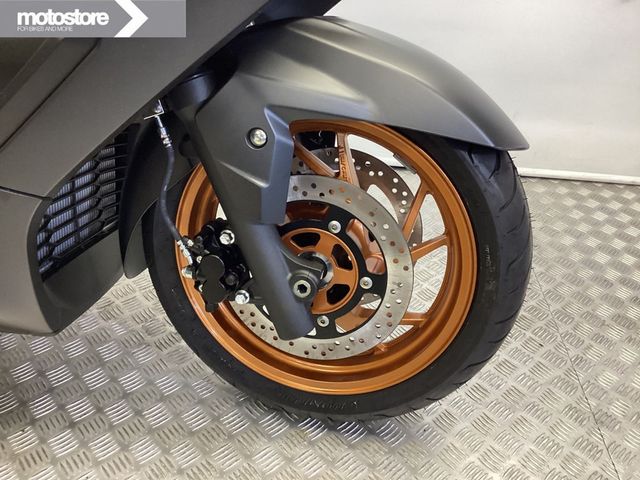 suzuki - burgman-400