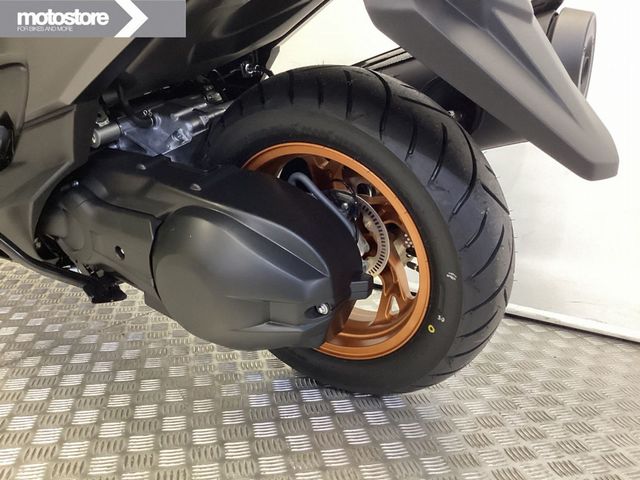 suzuki - burgman-400