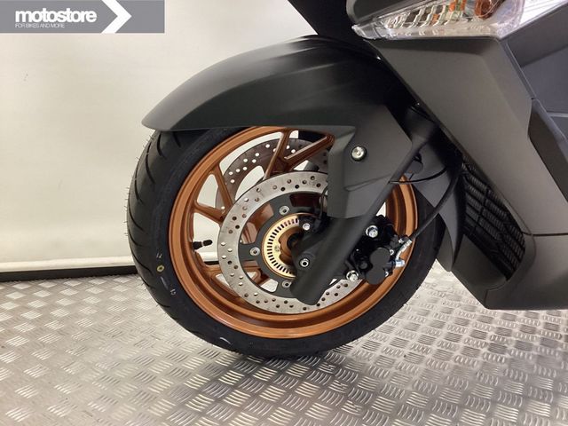 suzuki - burgman-400