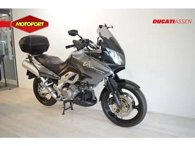 SUZUKI V-STROM 1000 – foto 2
