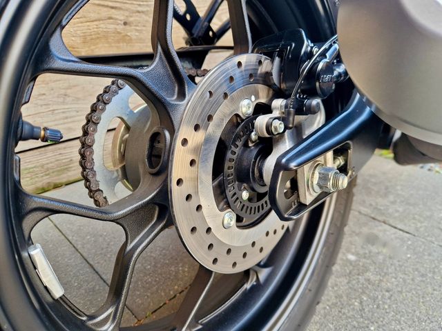 yamaha - xsr-125
