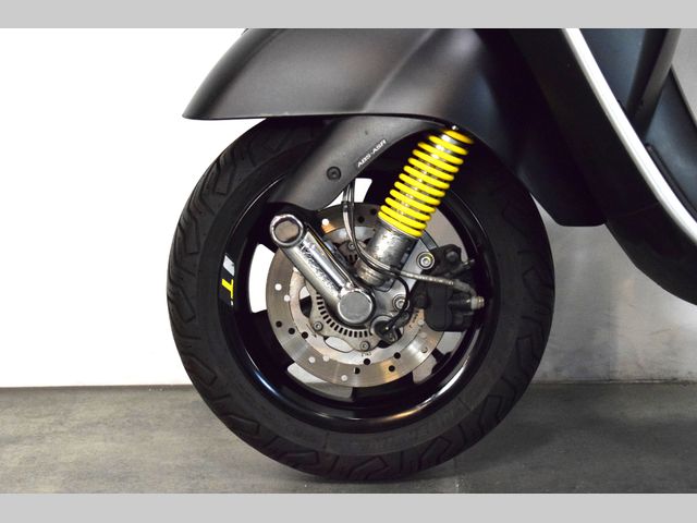 vespa - gts-300-super