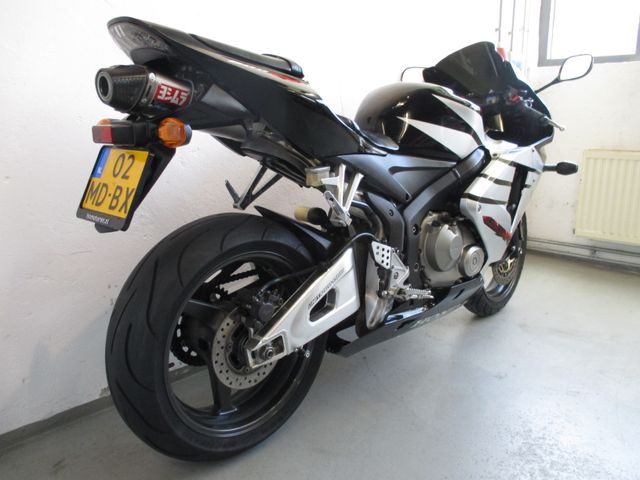 honda - cbr-600-rr