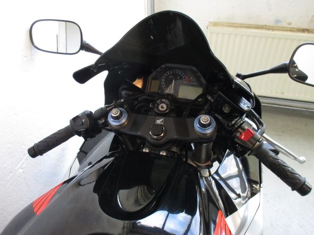 honda - cbr-600-rr