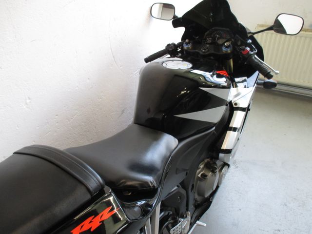 honda - cbr-600-rr