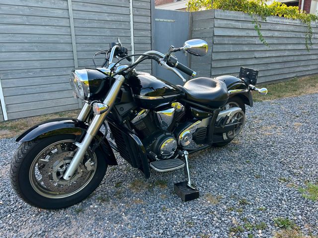 yamaha - xvs-1300-a-midnight-star