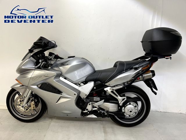 honda - vfr-800-vtec-abs