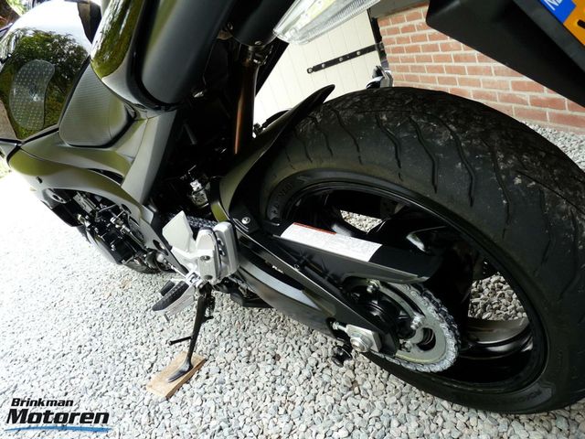 suzuki - gsr-600