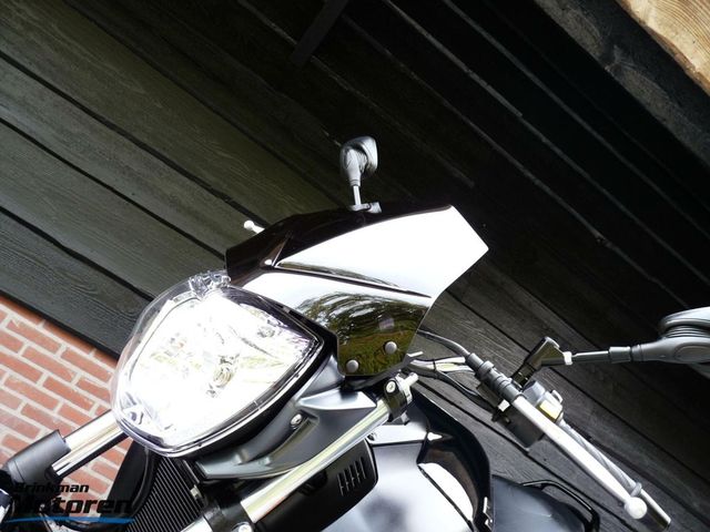 suzuki - gsr-600