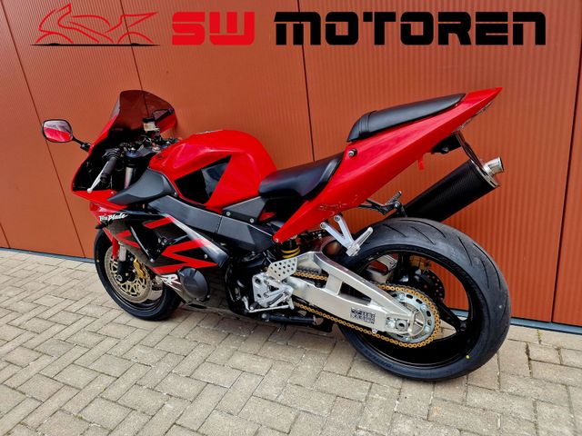 honda - cbr-900-rr-fireblade