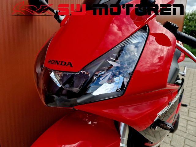 honda - cbr-900-rr-fireblade