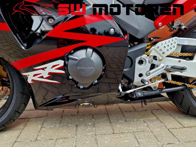honda - cbr-900-rr-fireblade