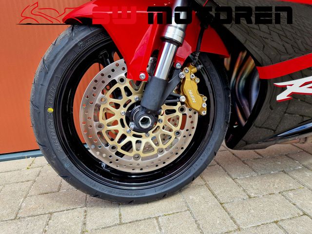honda - cbr-900-rr-fireblade