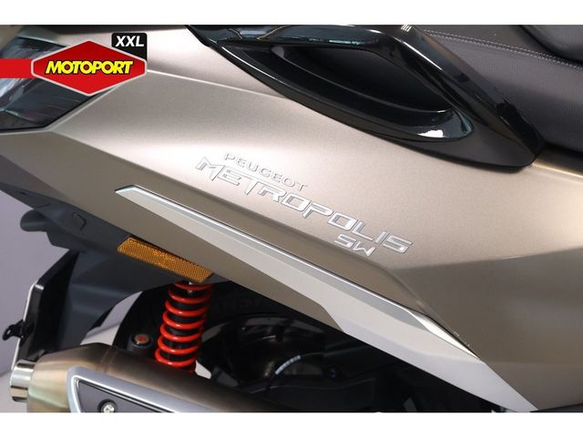 peugeot - metropolis-400
