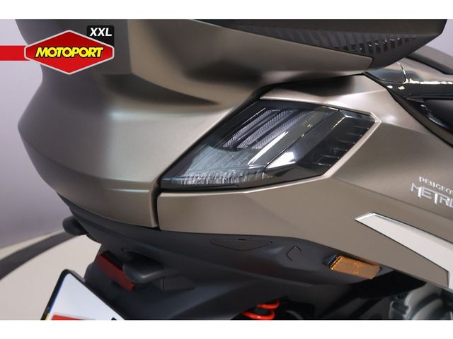 peugeot - metropolis-400
