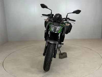 KAWASAKI Z650 – foto 3
