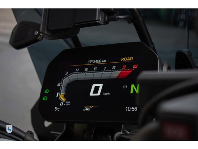 bmw - r-1300-gs-adventure-triple-black