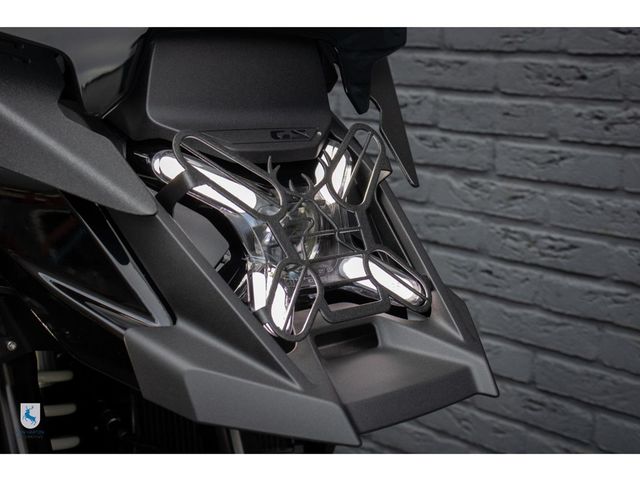 bmw - r-1300-gs-adventure-triple-black